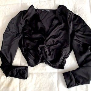 ZARA-black long sleeve crop top